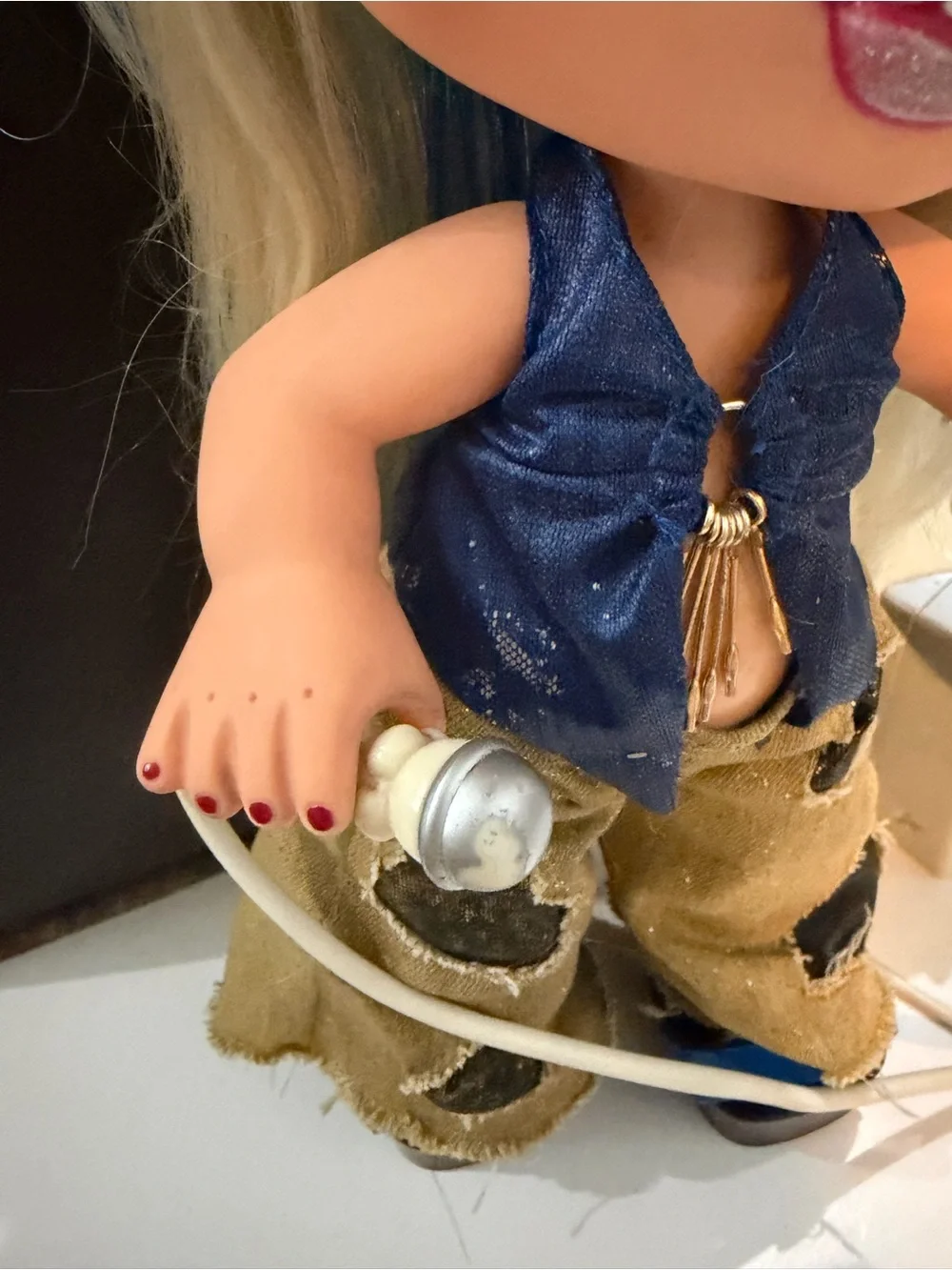 Bratz Babyz Karaoke Chloe Limited Edition Doll with originalOutfit